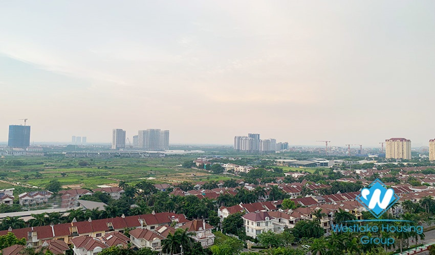 Newly renovated apartment with nice furniture for rent in E urban area ciputra